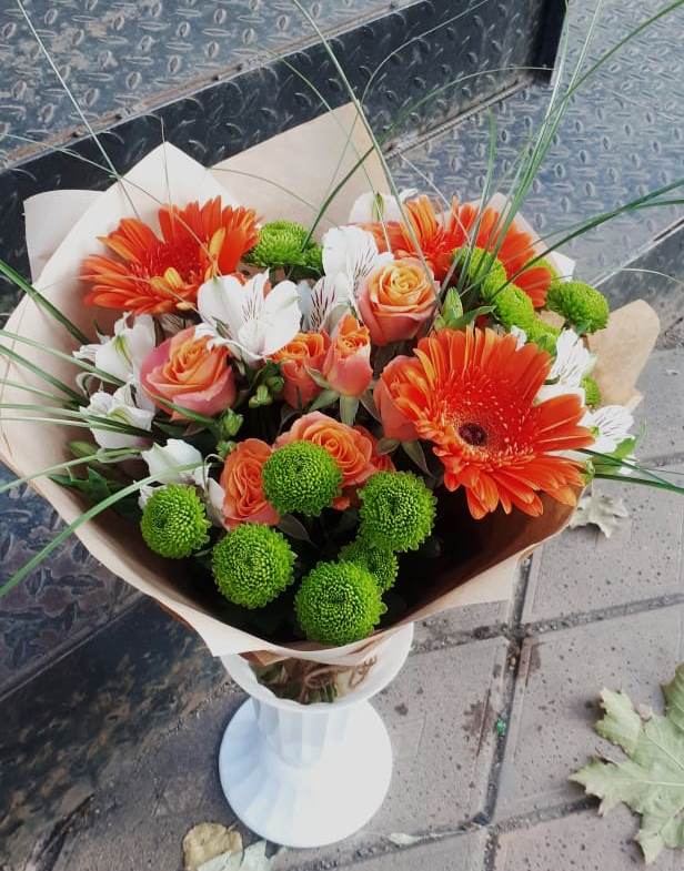 Букет цветов из: Герберы, Хризантемы, Альстромерии и Розы в Темижбекской