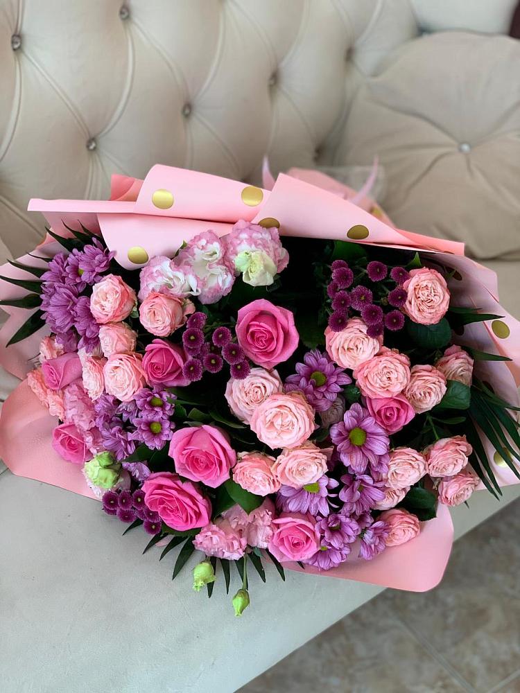 Букет цветов из: Хризантемы, Розы и Лизиантусы в Темижбекской