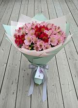 Букет цветов из:  Альстромерии #REPLACE_PRED# Темижбекской