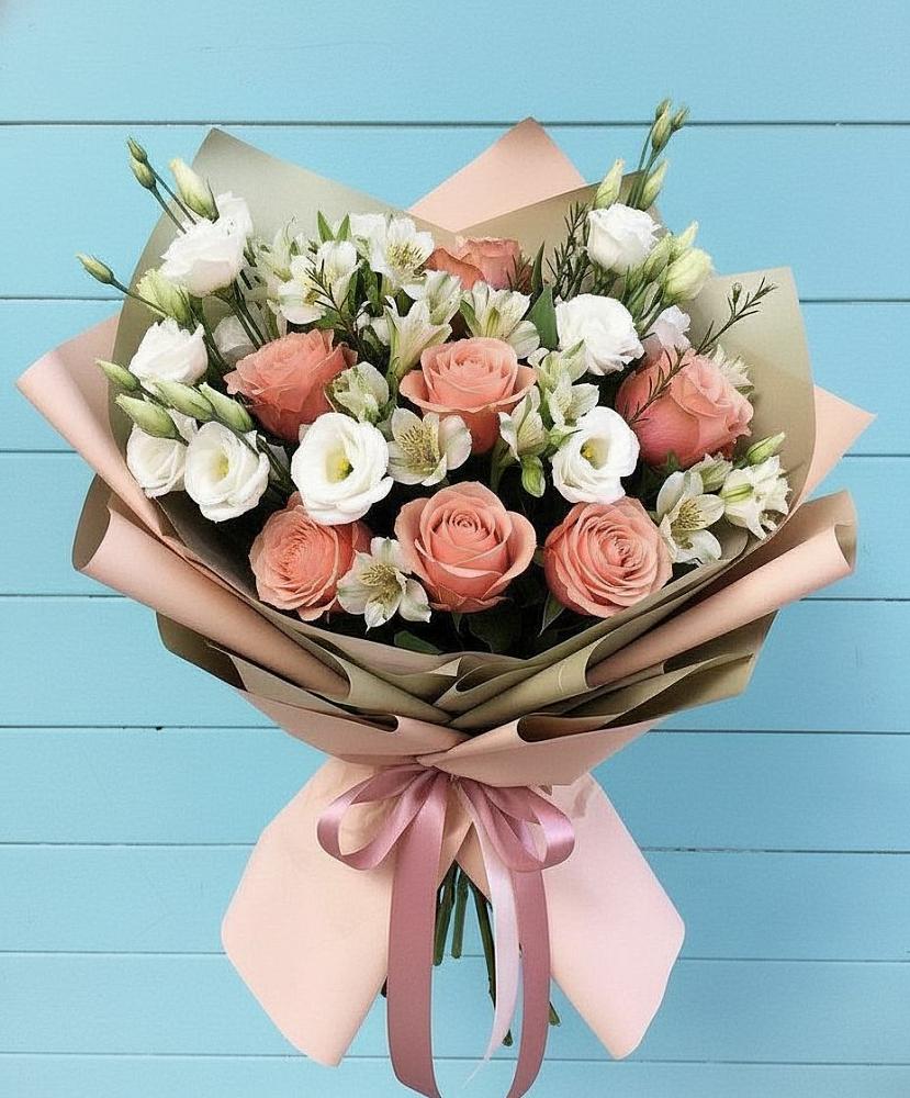 Букет цветов из: Розы, Альстромерии и Лизиантусы в Темижбекской