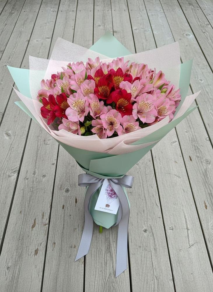 Букет цветов из: Альстромерии в Темижбекской