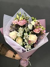Букет цветов из:  Альстромерии, Розы и Лизиантусы #REPLACE_PRED# Темижбекской
