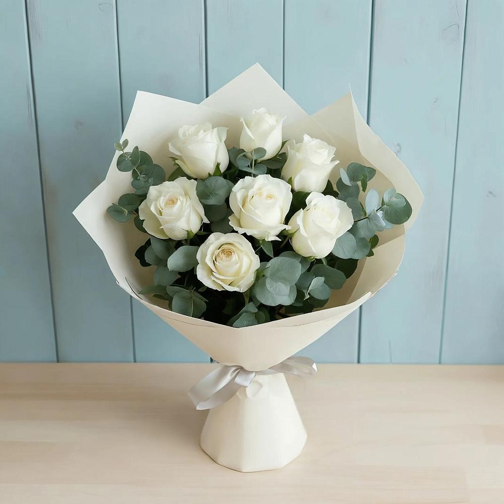 Букет Белые розы в Эвкалипте в Темижбекской