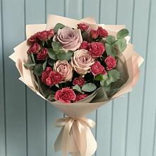 Букет цветов из:  Гвоздики и Розы в Темижбекской