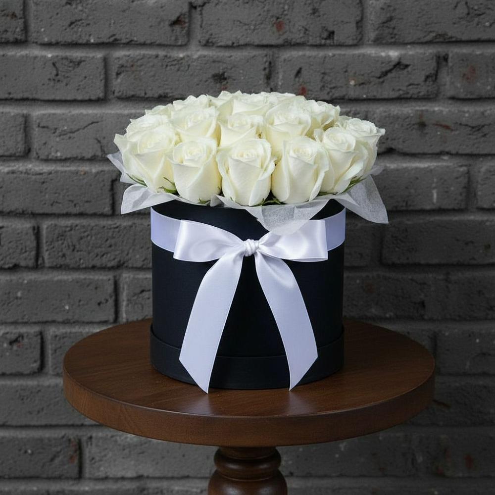 Цветочная композиция из Розы в шляпной коробке в Темижбекской