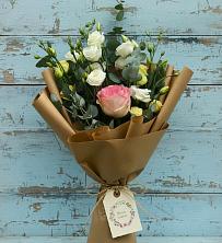 Букет цветов из:  Розы и Лизиантусы в Темижбекской