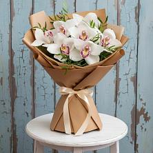 Букет цветов из:  Орхидеи и Розы в Темижбекской